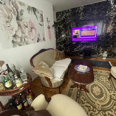 Deluxe Vracar Apartment Belgrade